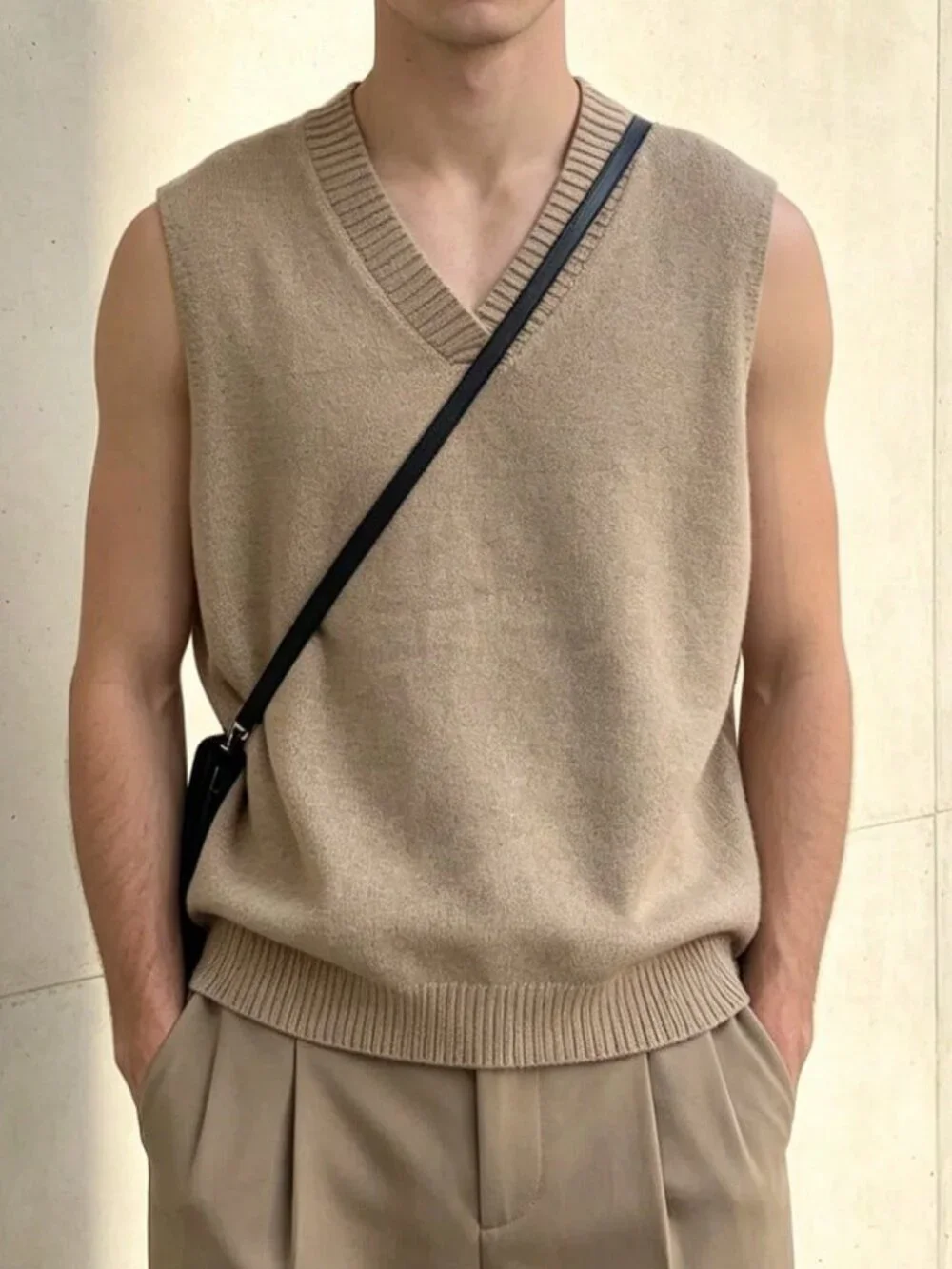 Khaki Casual Men's V-Neck Rib-Knit Split Unlined Pullover Knit Vest